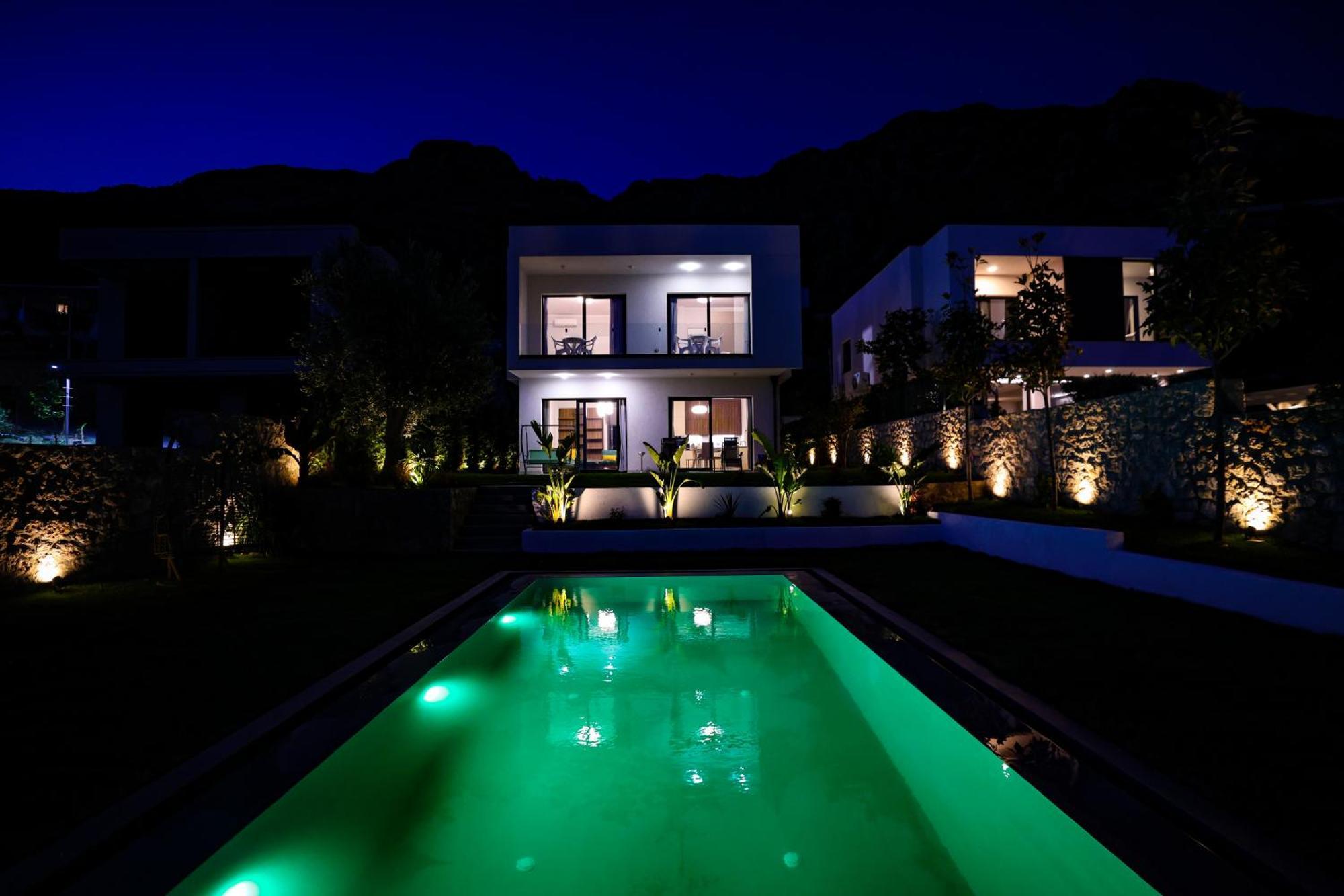 Villa White Pearl