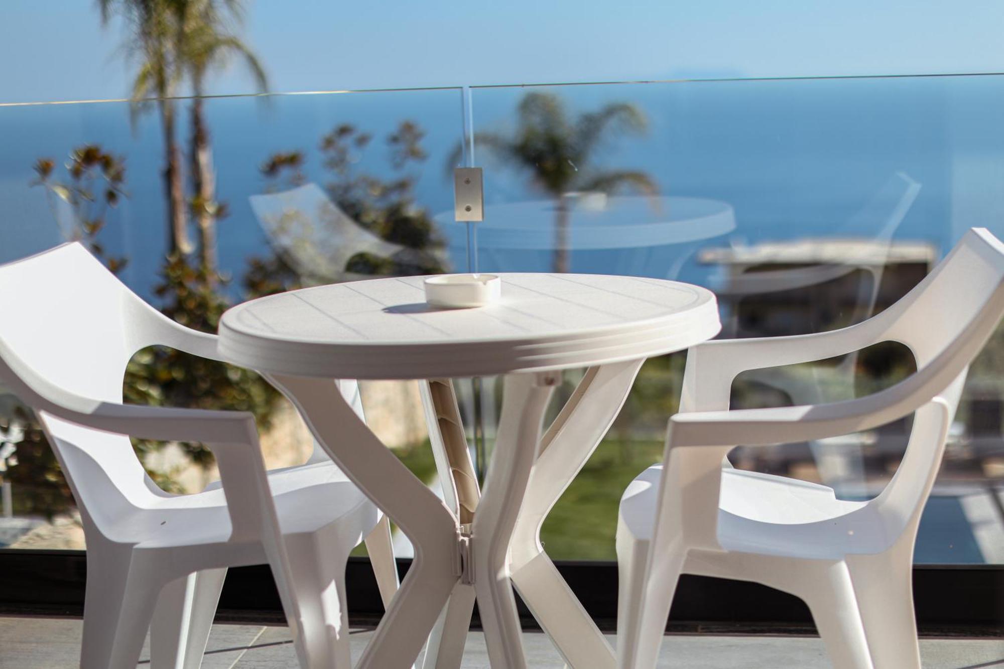White Pearl Villa *